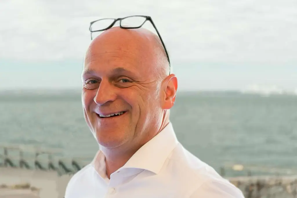 {"ARInfo":{"IsUseAR":false},"Version":"1.0.0","MakeupInfo":{"IsUseMakeup":false},"FaceliftInfo":{"IsChangeEyeLift":false,"IsChangeFacelift":false,"IsChangePostureLift":false,"IsChangeNose":false,"IsChangeFaceChin":false,"IsChangeMouth":false,"IsChangeThinFace":false},"BeautyInfo":{"SwitchMedicatedAcne":false,"IsAIBeauty":false,"IsBrightEyes":false,"IsSharpen":false,"IsOldBeauty":false,"IsReduceBlackEyes":false},"HandlerInfo":{"AppName":2},"FilterInfo":{"IsUseFilter":false}}